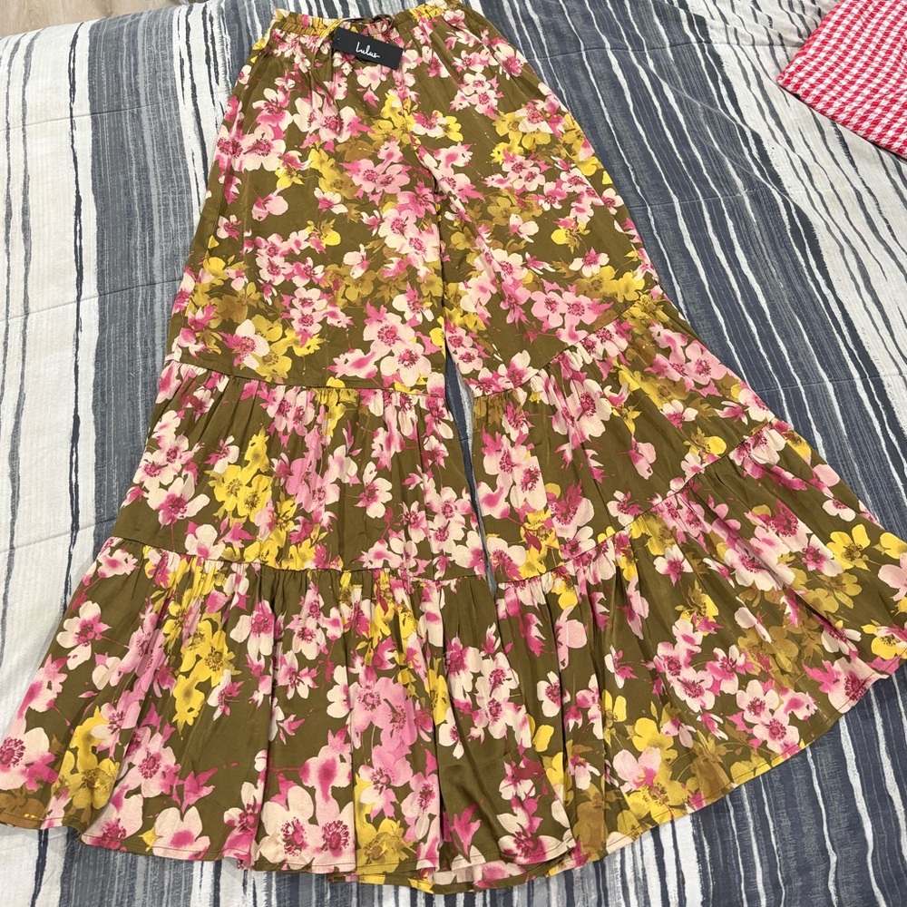 Floral baggy pants Lulus XS